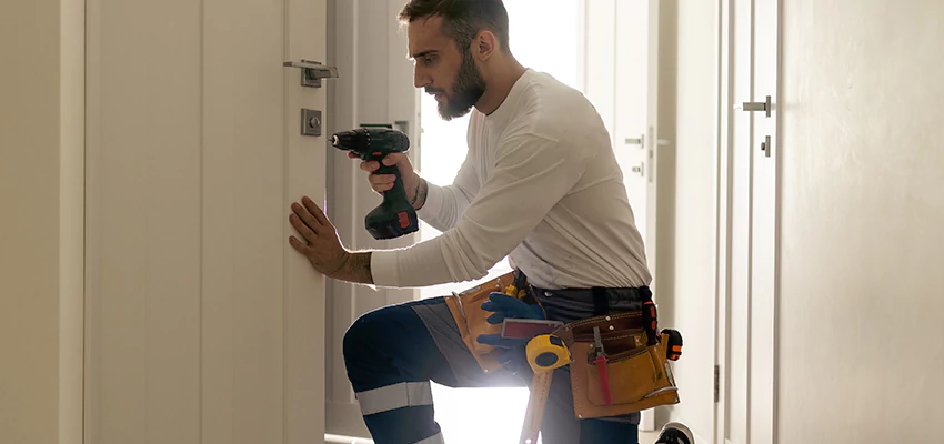 Mailbox Lock Installation Expert in West Carson, California